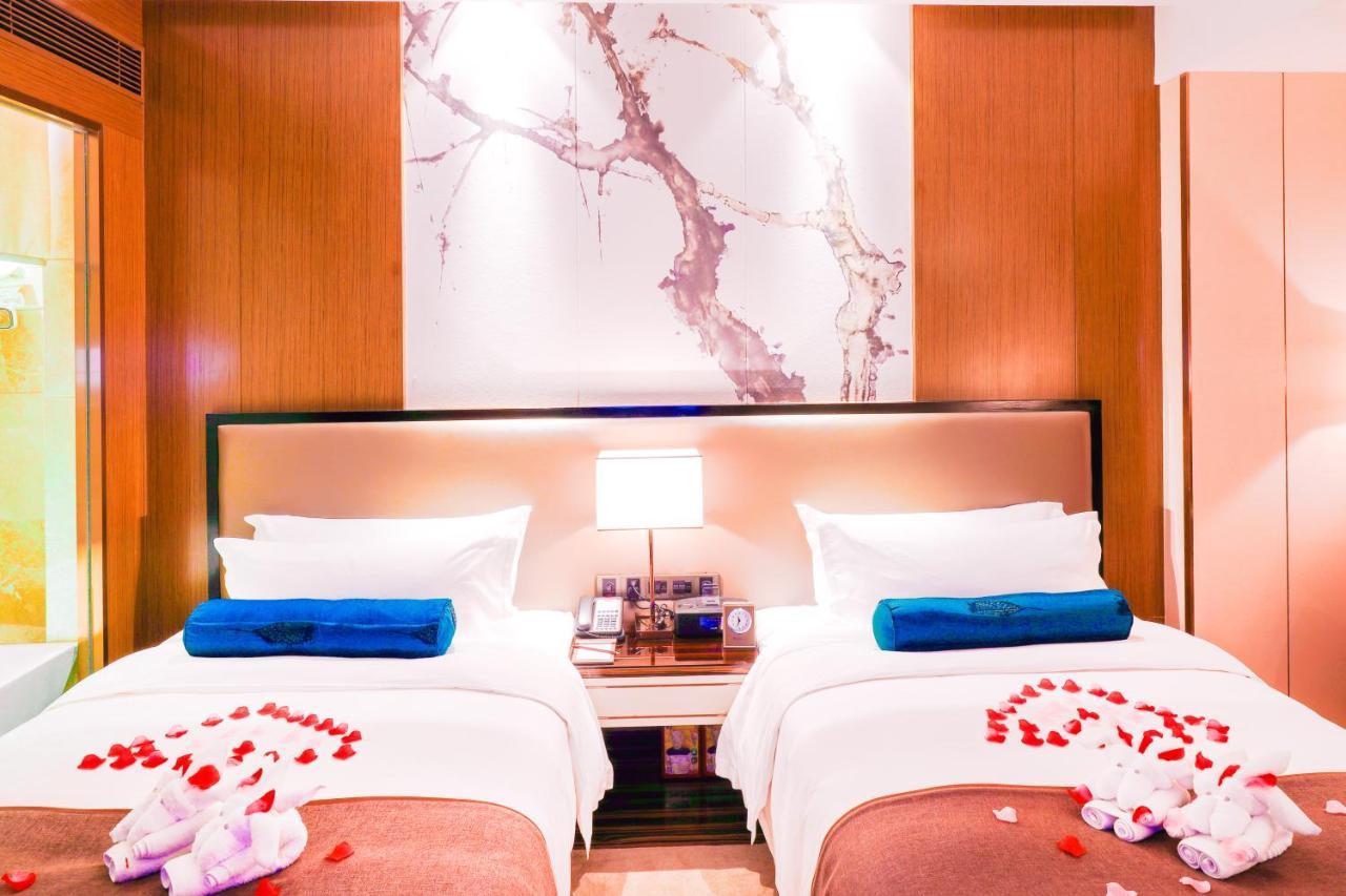 Argyle Grand Hotel Xingyi  Eksteriør bilde